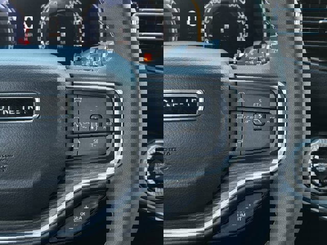 Used 2023 Jeep Wagoneer Series III w/ Convenience Group I image 16