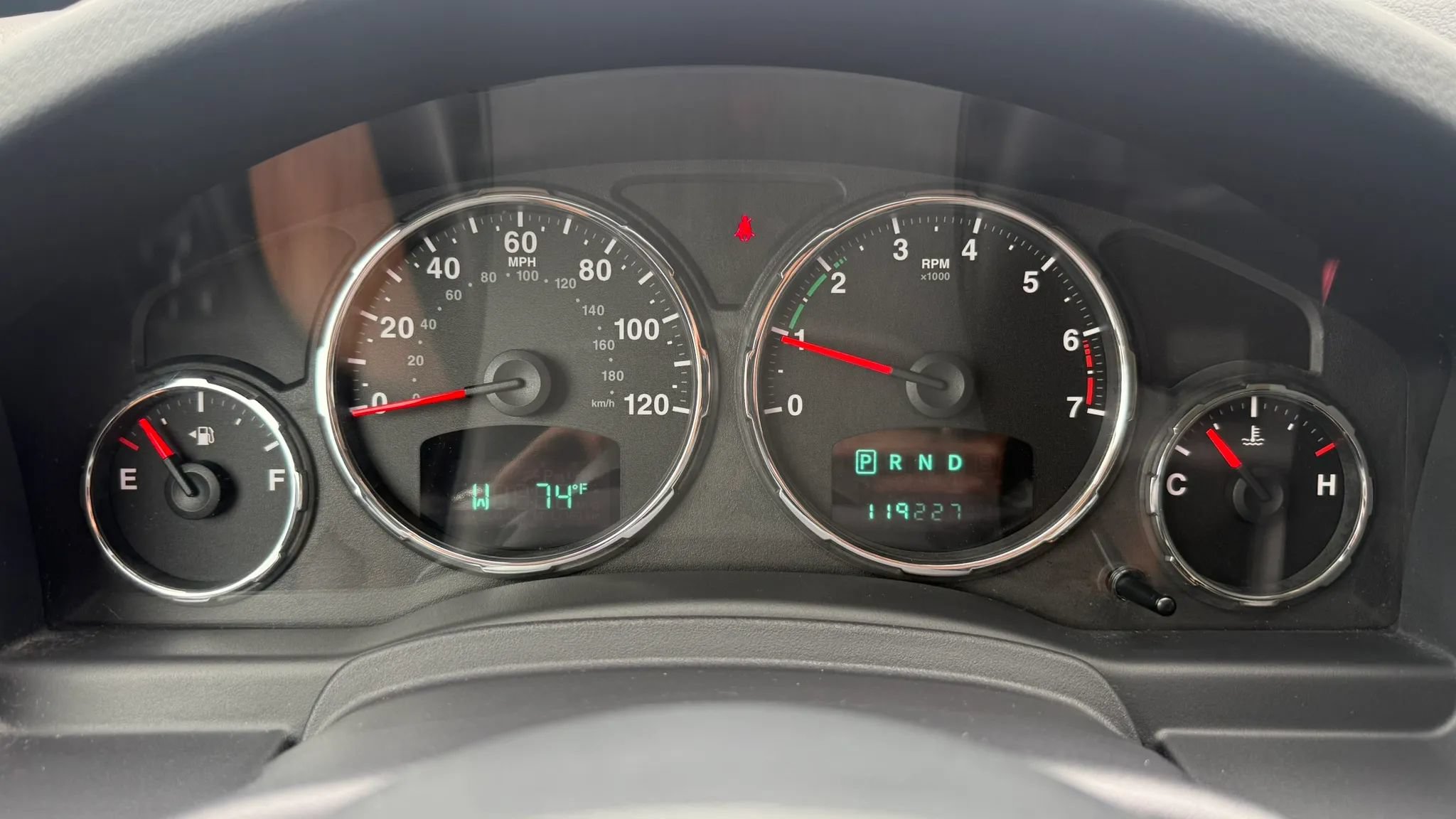 Used 2012 Jeep Liberty Sport AWD/4WD image 17