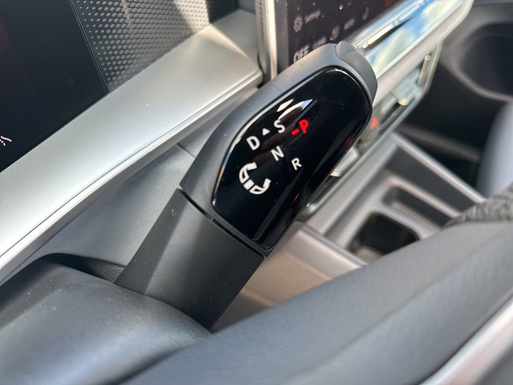 New 2026 Volkswagen Tiguan SE R-Line image 23