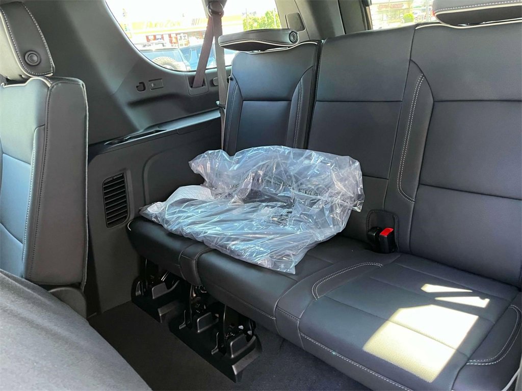 New 2025 GMC Yukon XL Elevation image 17