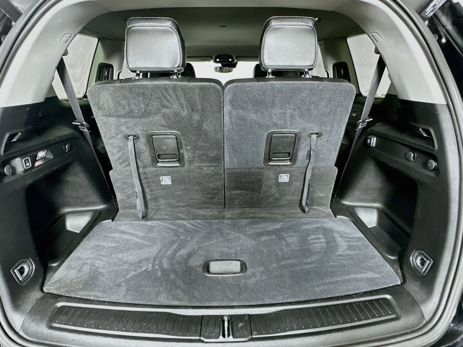 Used 2023 Jeep Grand Cherokee L Limited RWD image 26