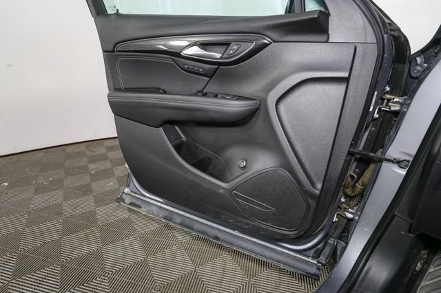 Used 2022 Buick Envision Essence w/ Safety Package FWD image 37