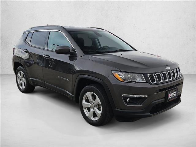 Used 2019 Jeep Compass Latitude w/ Cold Weather Group image 3