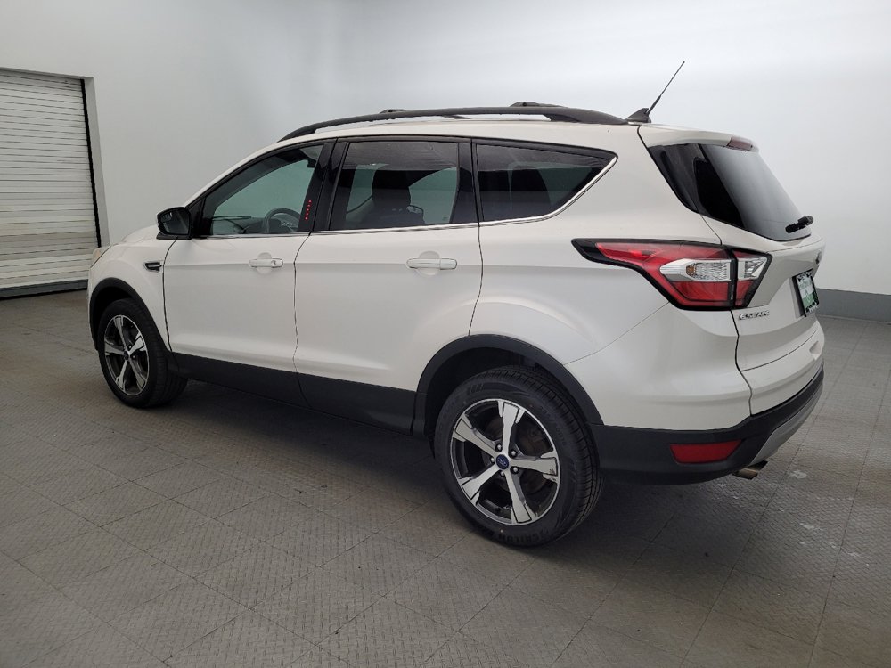 Used 2018 Ford Escape SEL AWD/4WD image 3