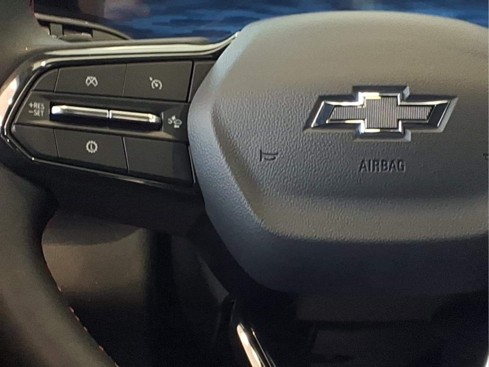 New 2026 Chevrolet Equinox RS w/ Convenience Package III FWD image 6
