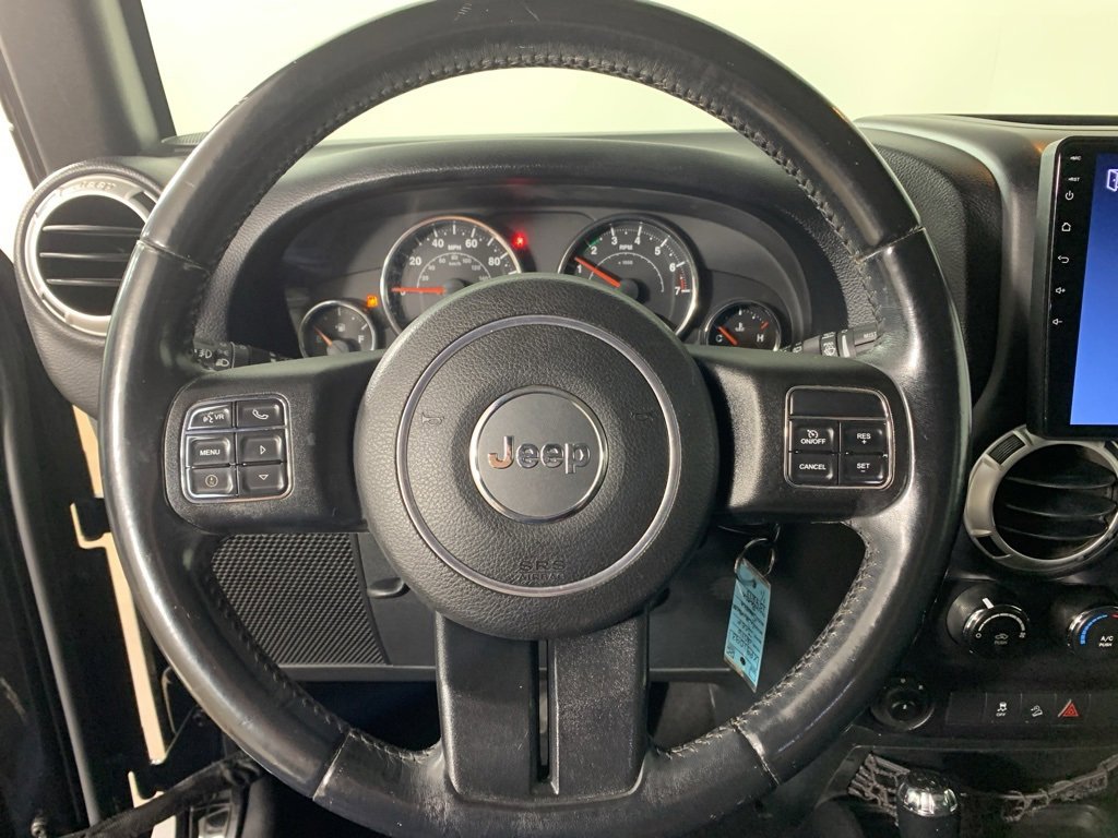 Used 2016 Jeep Wrangler Unlimited Sahara w/ Connectivity Group image 20