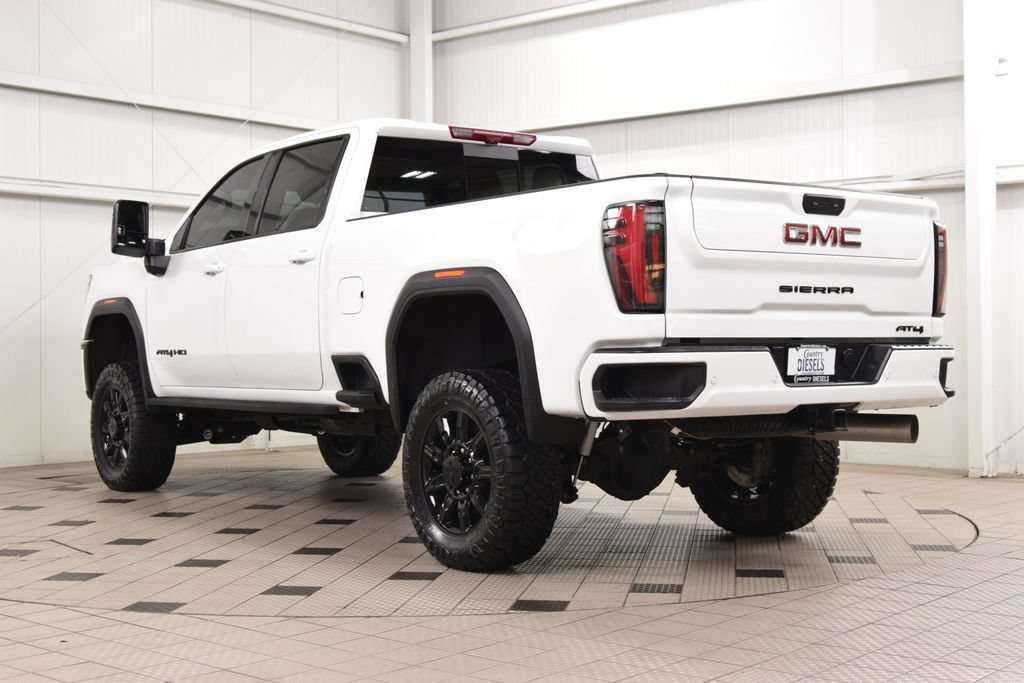 Used 2025 GMC Sierra 2500 AT4 w/ AT4 Premium Plus Package AWD/4WD image 5