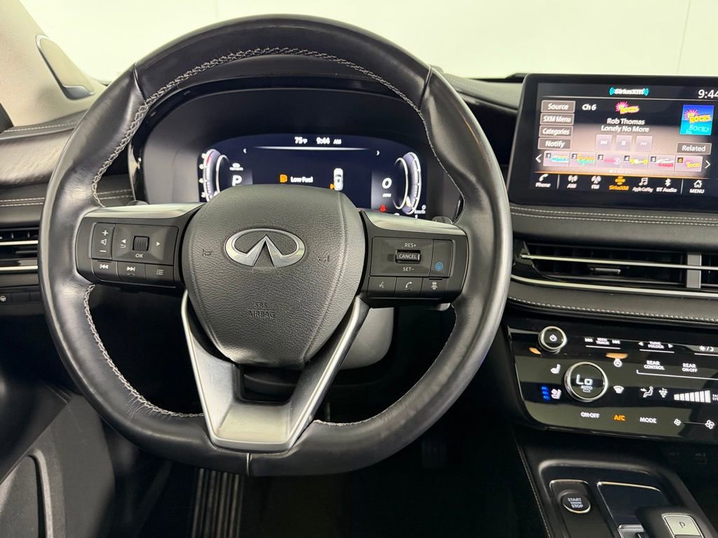 Used 2023 INFINITI QX60 Sensory w/ Cargo Package FWD image 14