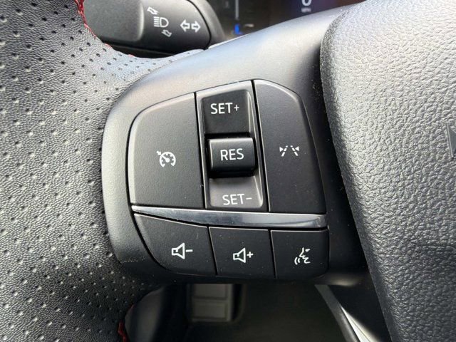 Used 2025 Ford Escape ST-Line AWD/4WD image 27