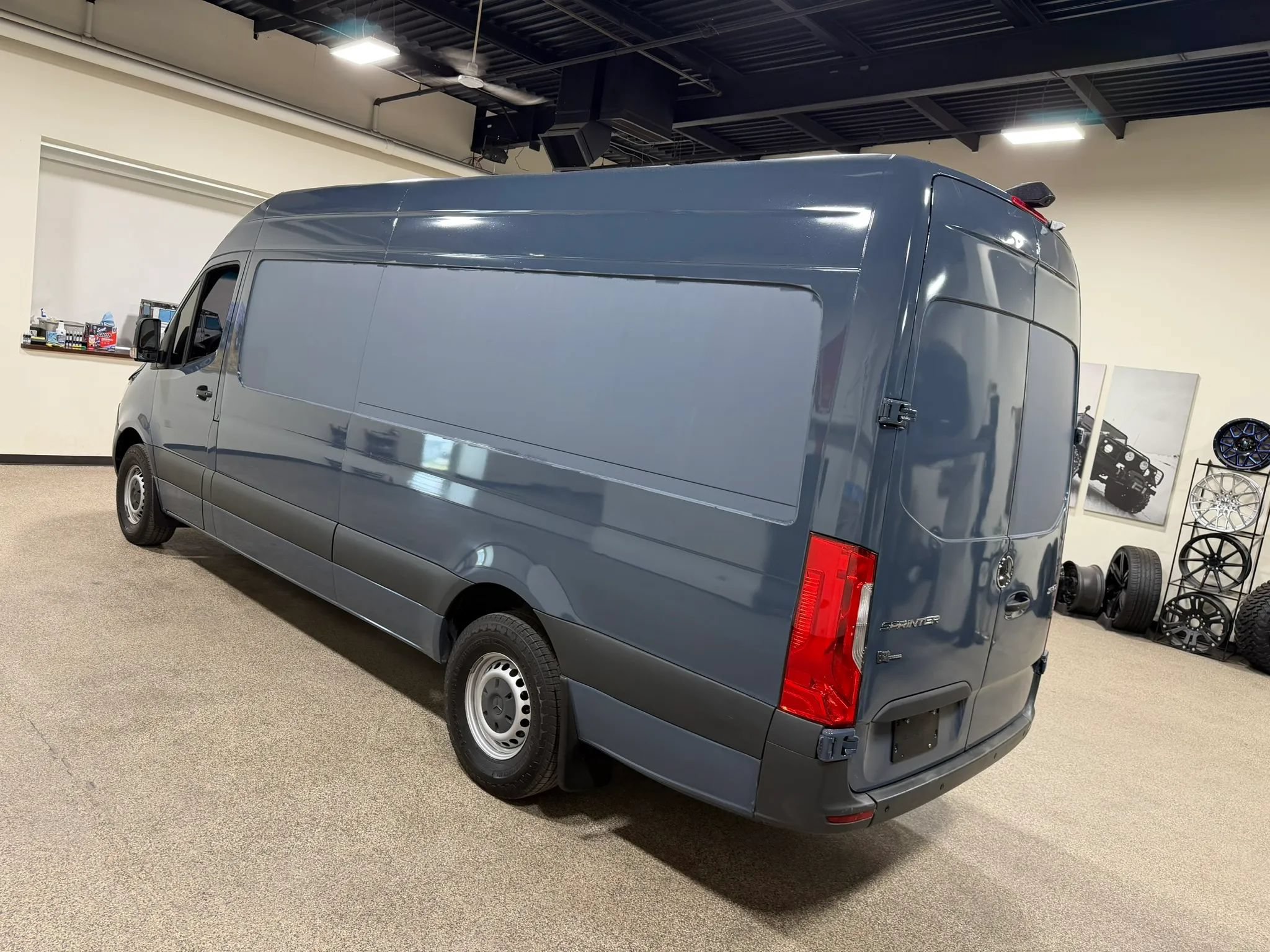 Used 2019 Mercedes-Benz Sprinter 170 image 19