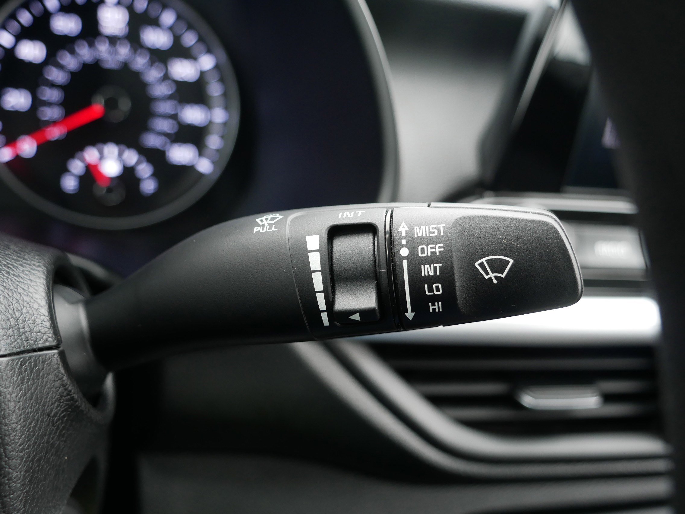 Certified 2023 Kia Forte LXS w/ LXS Technology Package image 31