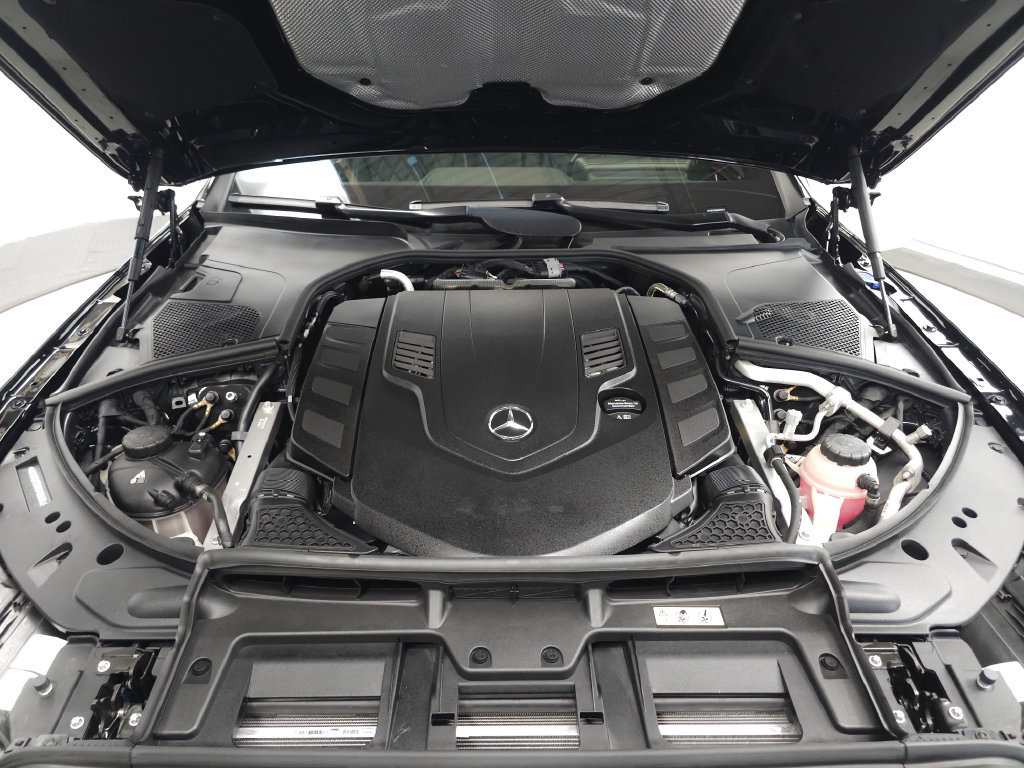 Used 2025 Mercedes-Benz S 580 4MATIC Sedan image 36