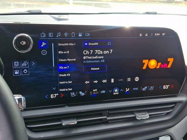 Used 2025 Chevrolet Silverado EV LT AWD/4WD image 20