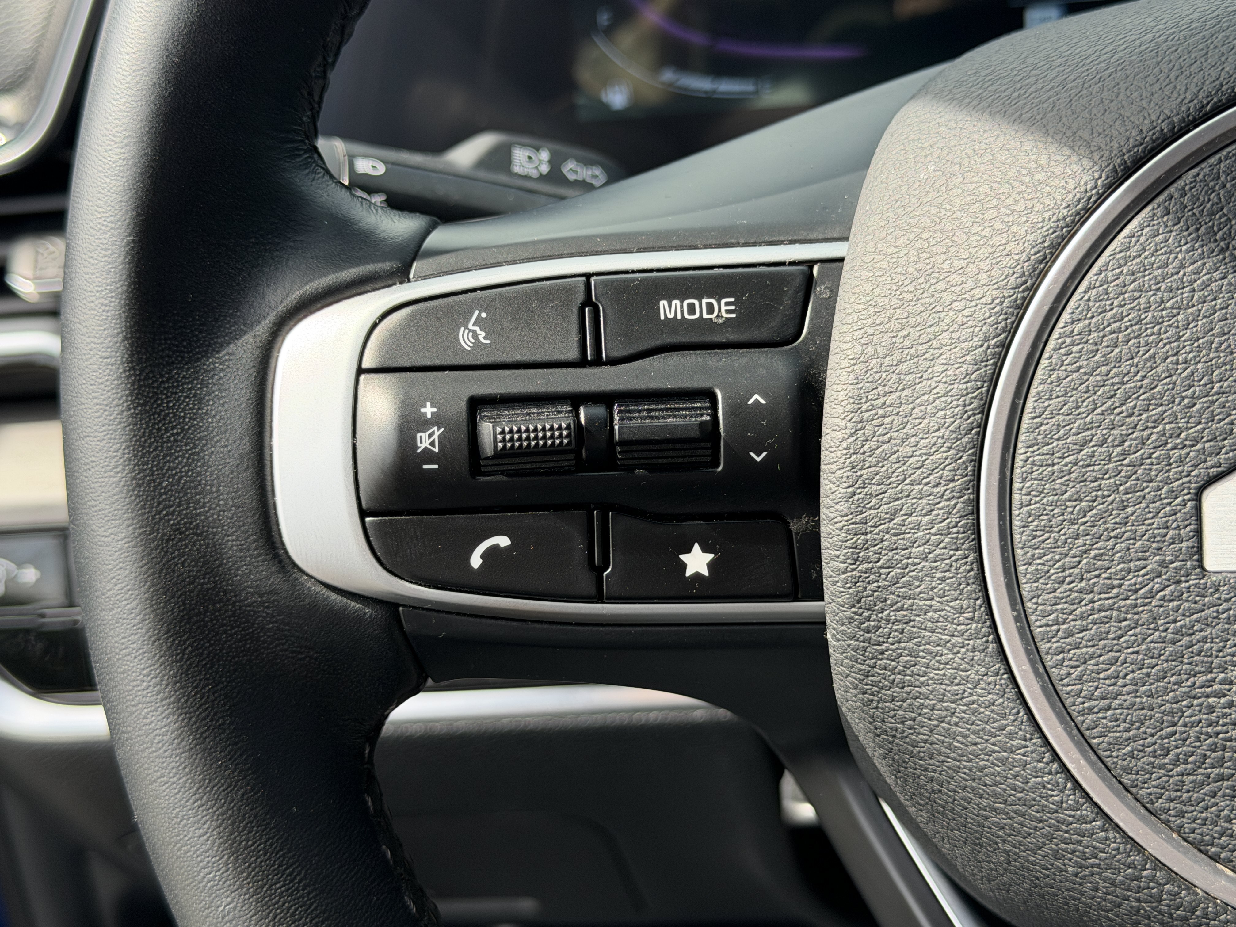 Used 2025 Kia Sportage X-Line AWD/4WD image 19