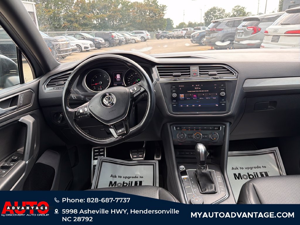 Used 2020 Volkswagen Tiguan SE R-Line AWD/4WD image 31