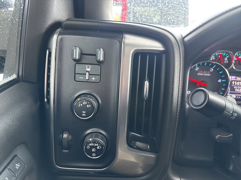 Used 2015 Chevrolet Silverado 2500 LTZ image 20