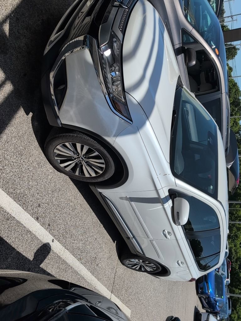 Used 2020 Mitsubishi Outlander FWD image 4