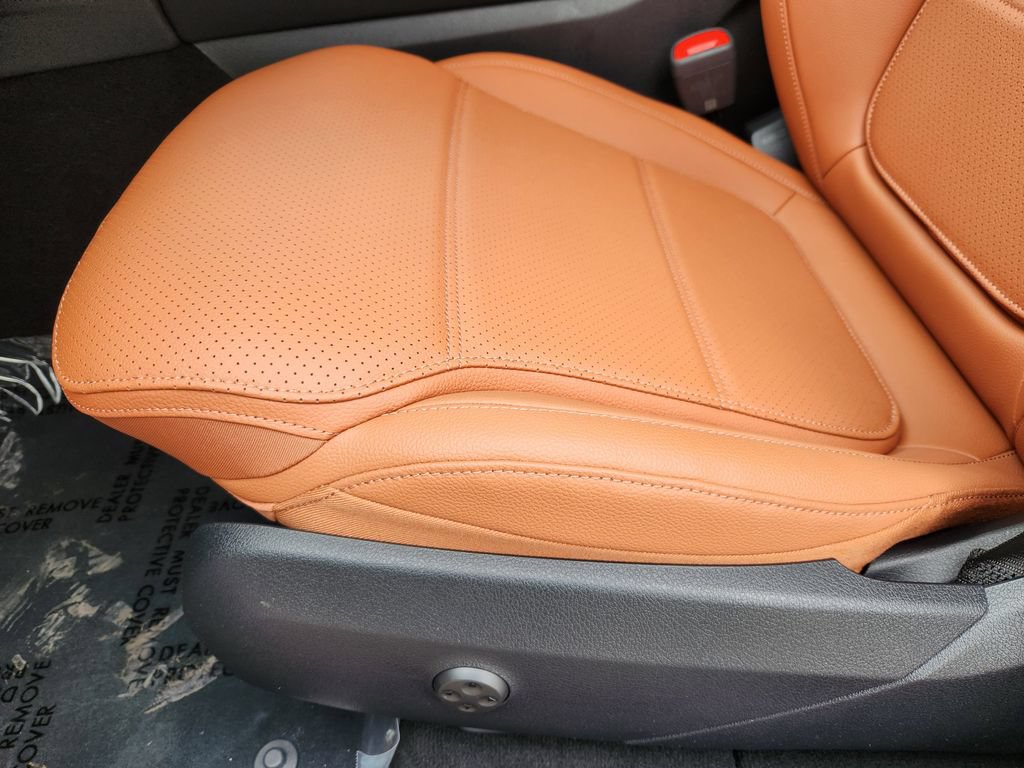 New 2026 Mercedes-Benz GLC 300 4MATIC image 23