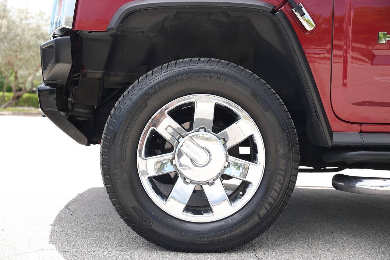 Used 2005 HUMMER H2 w/ Preferred Equipment Group AWD/4WD image 26