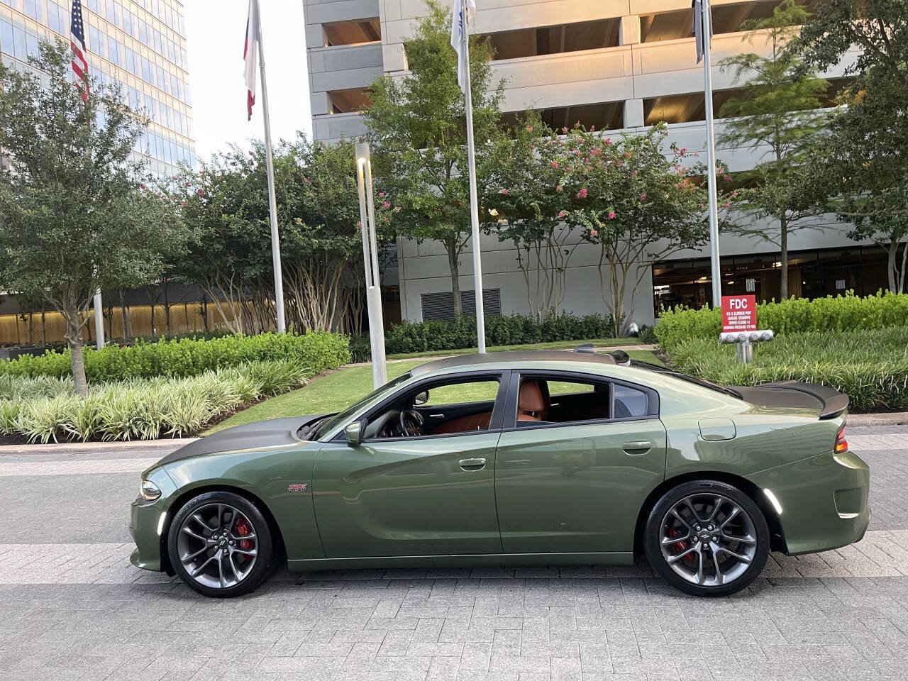 Used 2022 Dodge Charger Scat Pack w/ Plus Group RWD image 5
