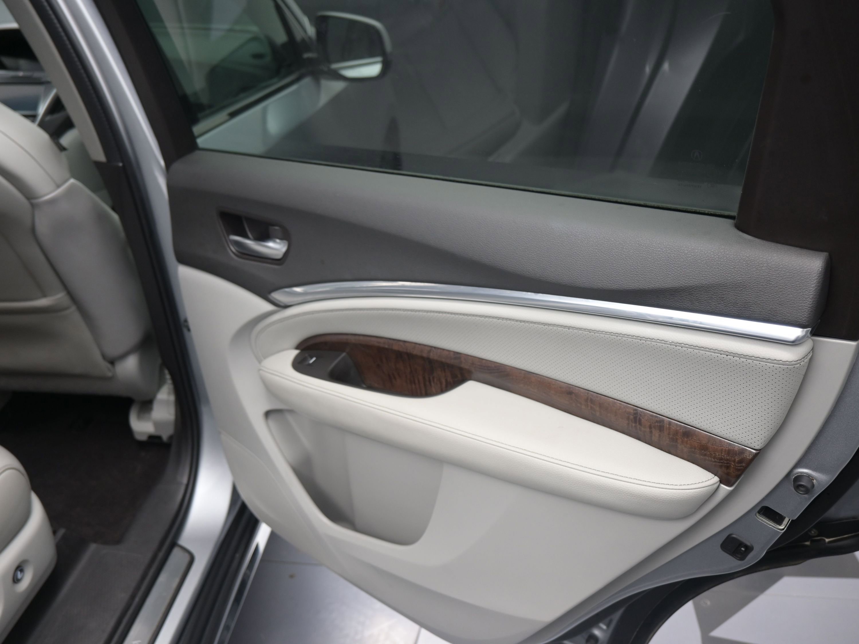 Used 2019 Acura MDX SH-AWD w/ Technology Package image 20