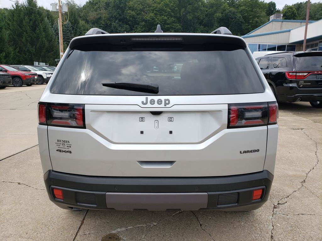 New 2026 Jeep Cherokee Laredo AWD/4WD image 4