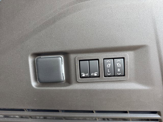 New 2026 Chevrolet Tahoe LT RWD image 17
