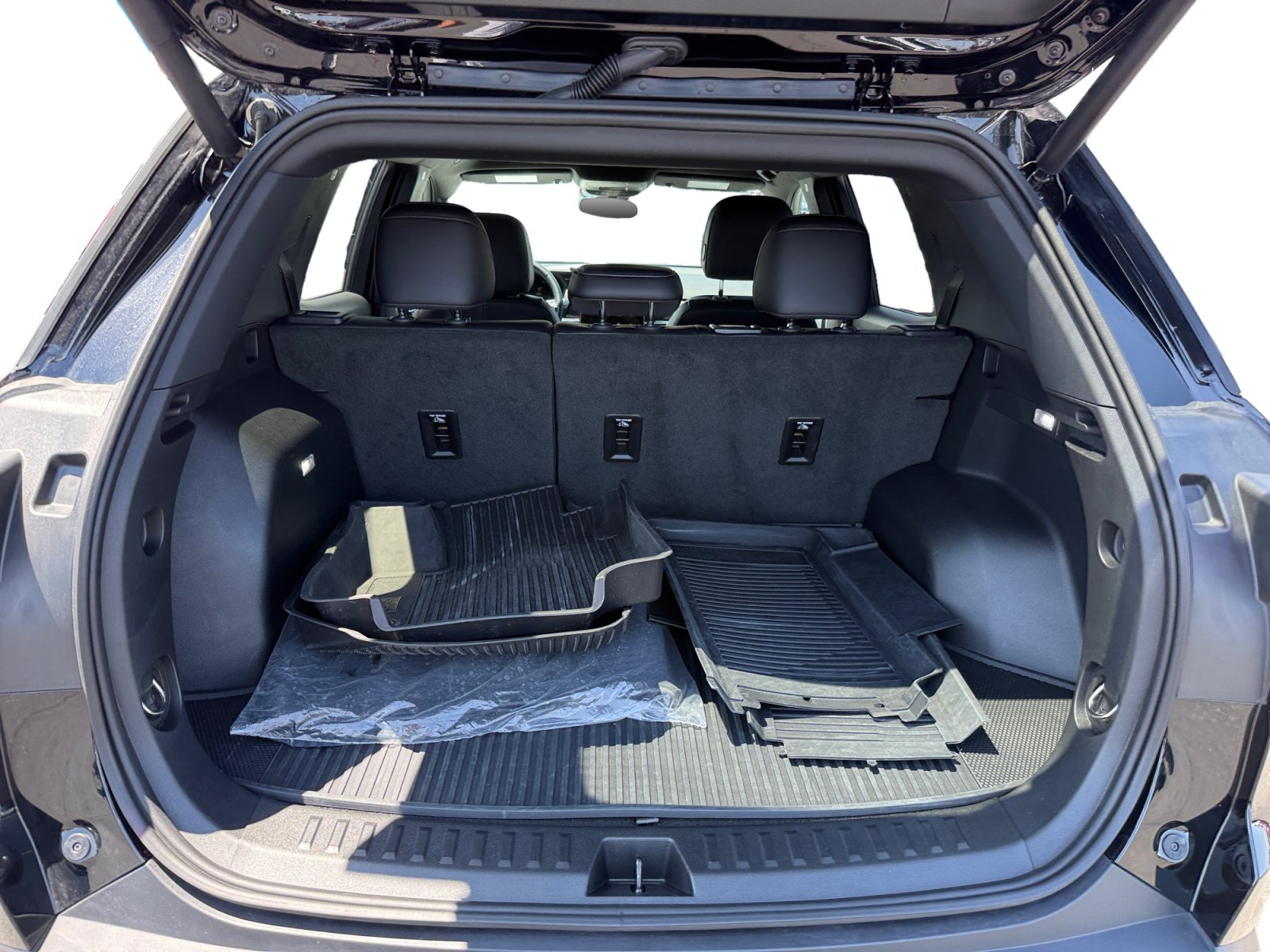 Used 2026 GMC Terrain Elevation w/ Elevation Premium Package FWD image 17