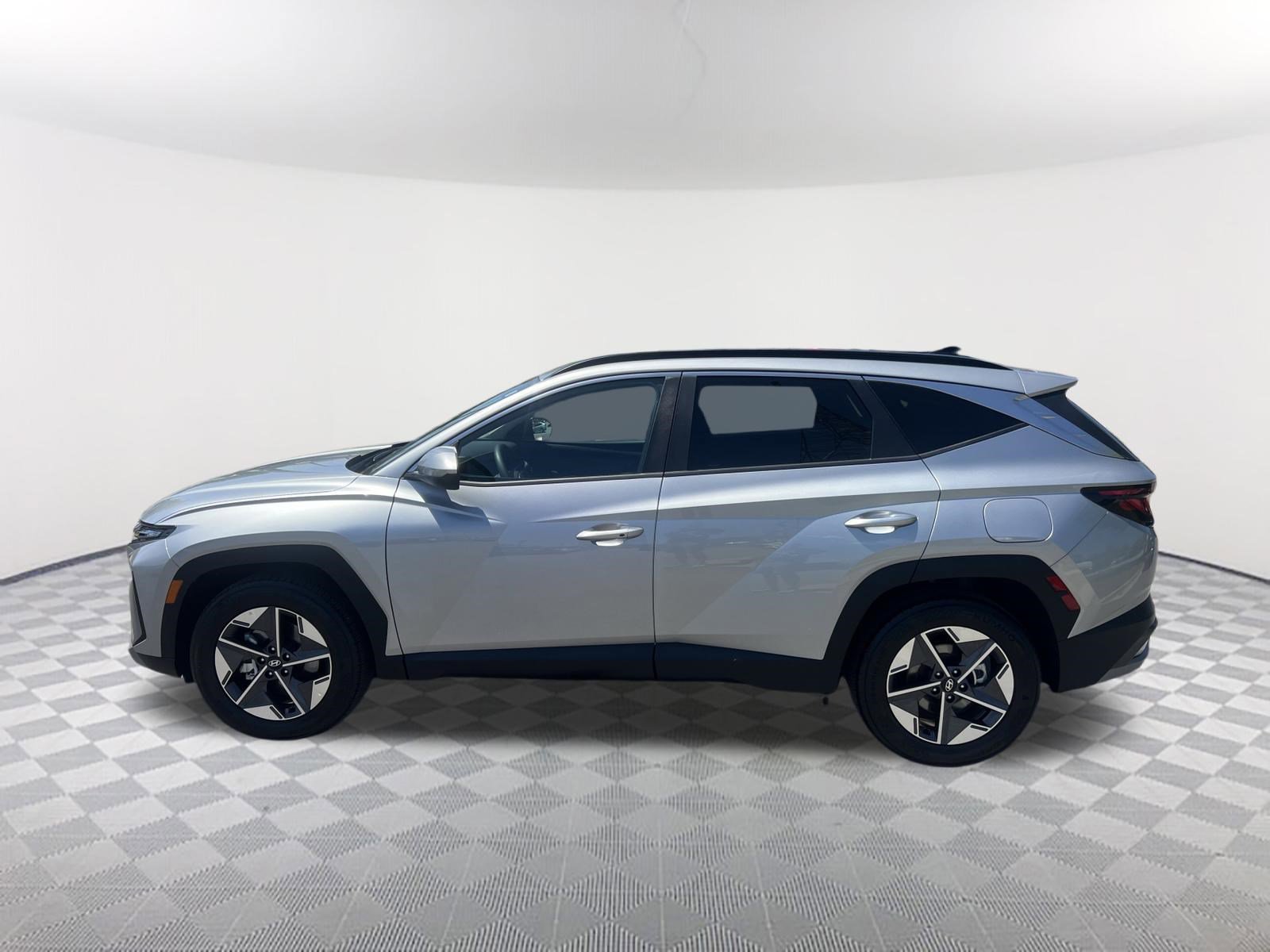 Used 2026 Hyundai Tucson SEL FWD image 11