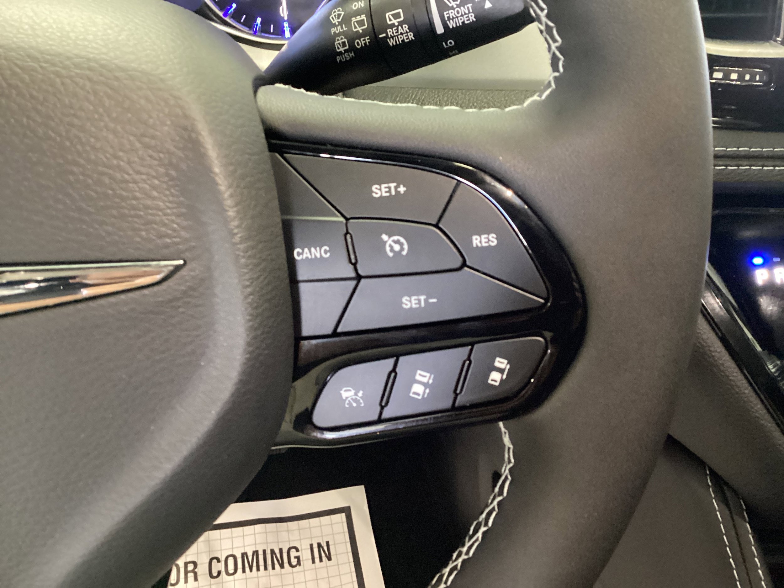 New 2026 Chrysler Pacifica Limited w/ S Appearance Package AWD/4WD image 25