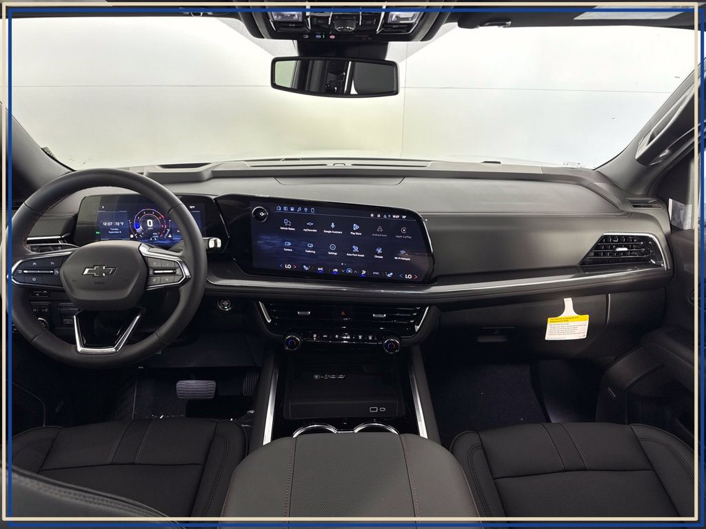 New 2026 Chevrolet Suburban RST w/ RST Capability Package AWD/4WD image 32