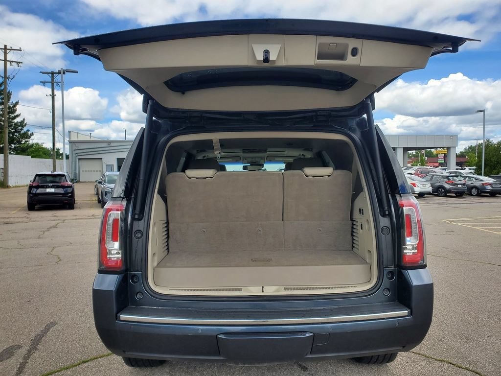 Used 2019 GMC Yukon Denali w/ Denali Ultimate Package AWD/4WD image 5