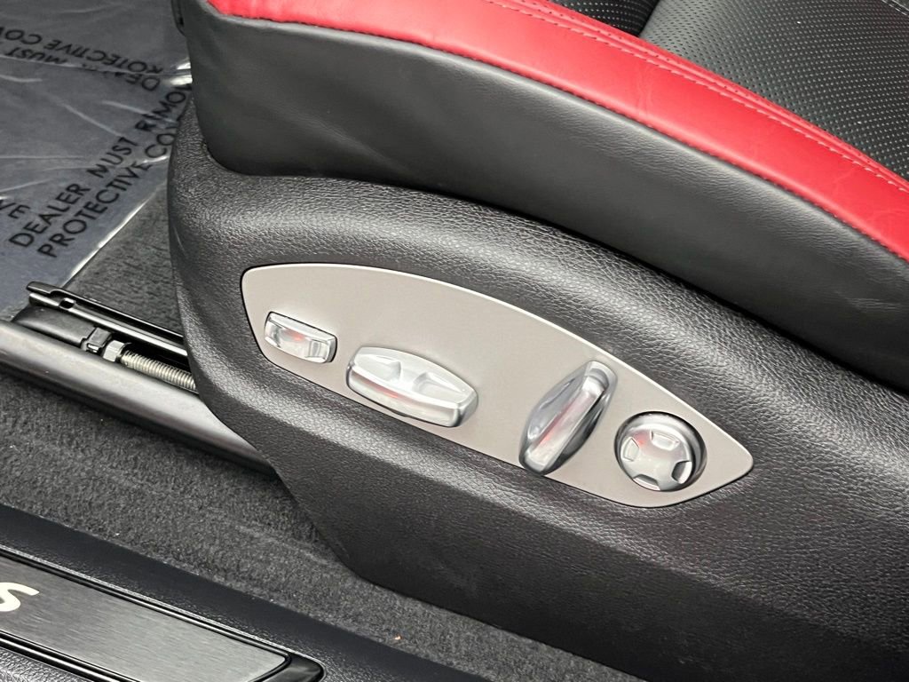 Used 2024 Porsche Macan GTS image 31