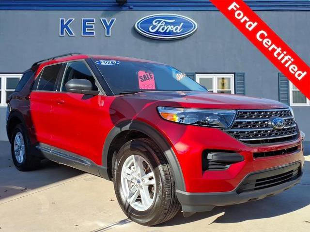 Certified 2023 Ford Explorer XLT image 1