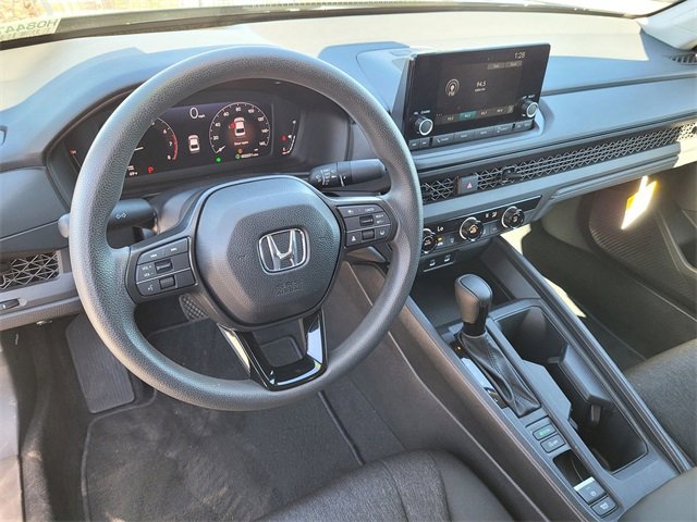 Used 2025 Honda Accord LX image 9