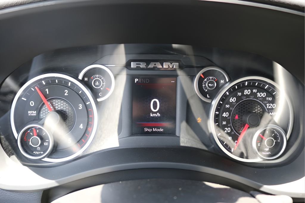 New 2026 RAM 2500 Tradesman AWD/4WD image 24