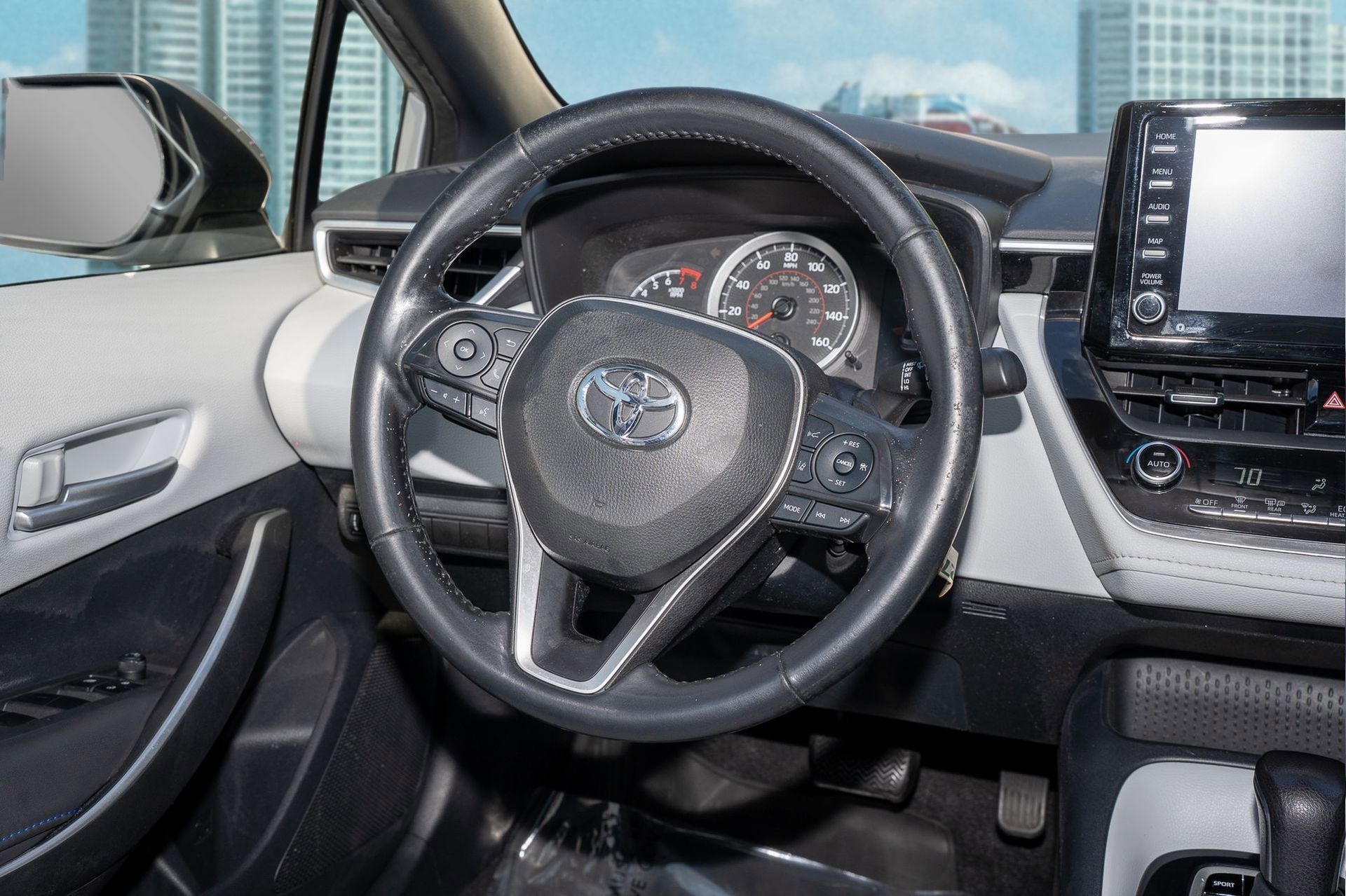 Used 2022 Toyota Corolla SE image 20