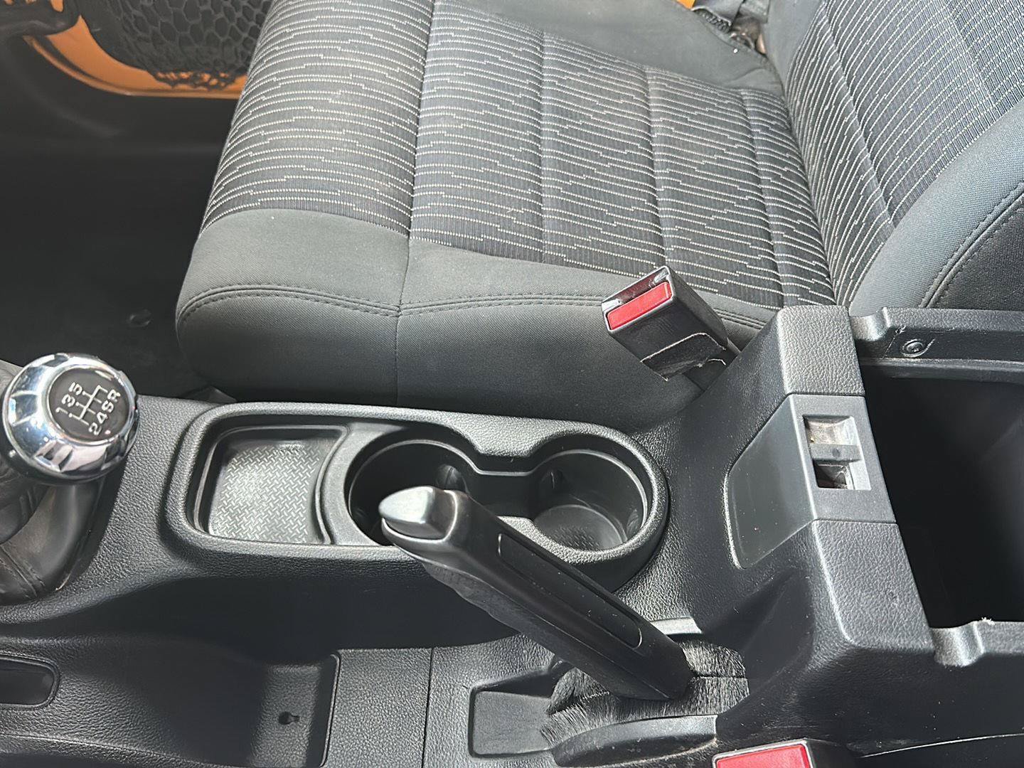 Used 2012 Jeep Wrangler Unlimited Sport AWD/4WD image 16