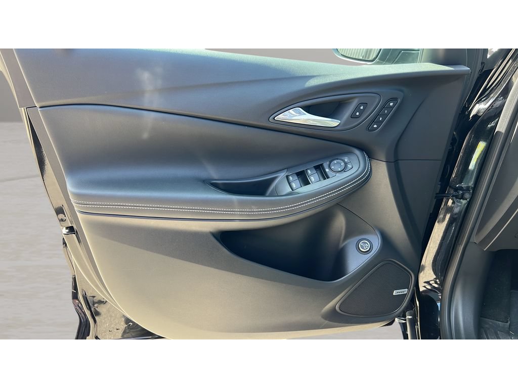 Certified 2025 Buick Encore GX Avenir w/ Avenir Technology Package AWD/4WD image 26
