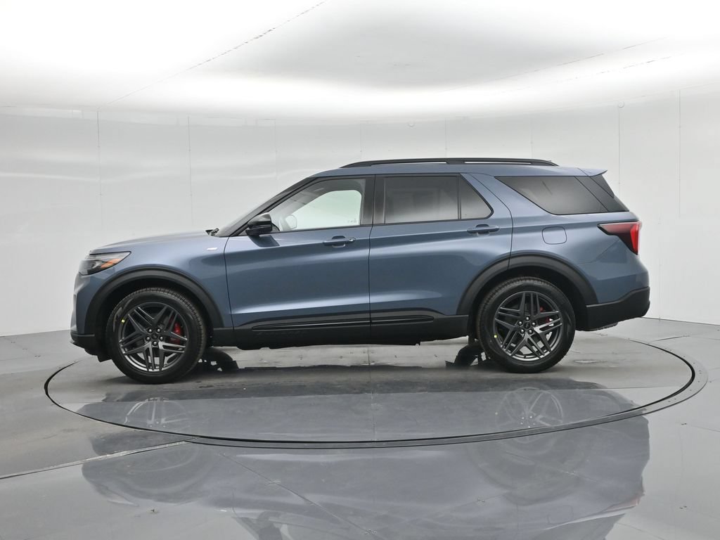 New 2026 Ford Explorer ST-Line w/ ST-Line Street Pack RWD image 32