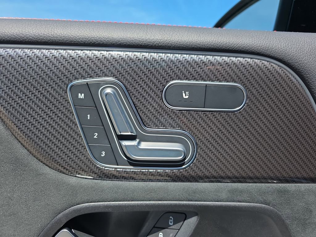 Certified 2025 Mercedes-Benz GLB 250 GLB 250 image 13