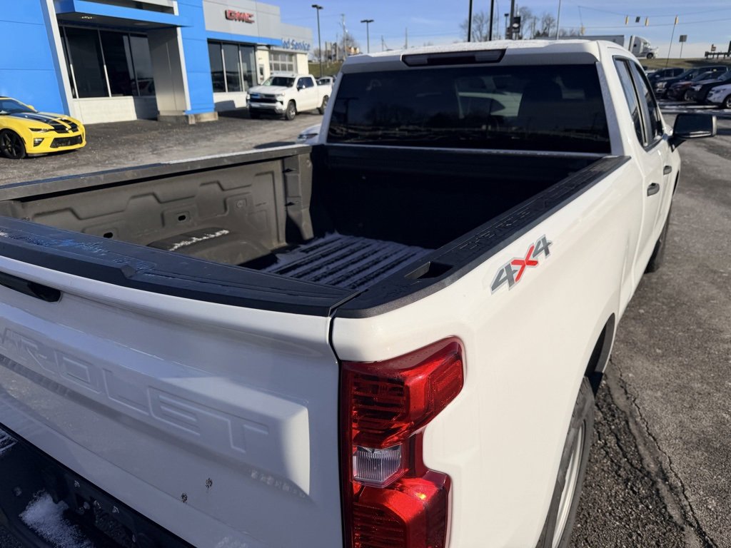 Used 2022 Chevrolet Silverado 1500 W/T w/ WT Value Package image 8