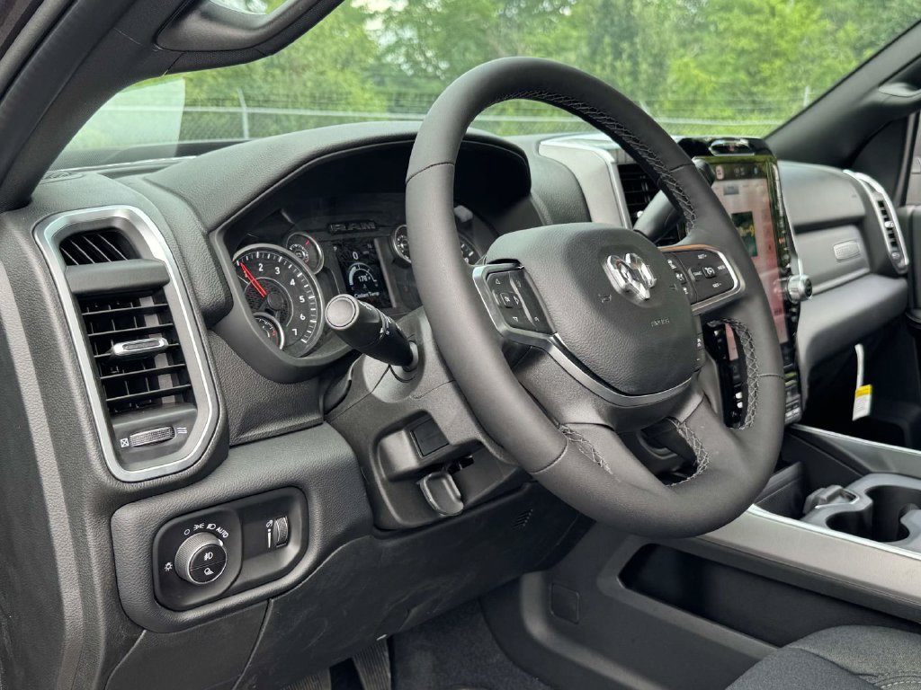 New 2026 RAM 2500 Big Horn AWD/4WD image 2