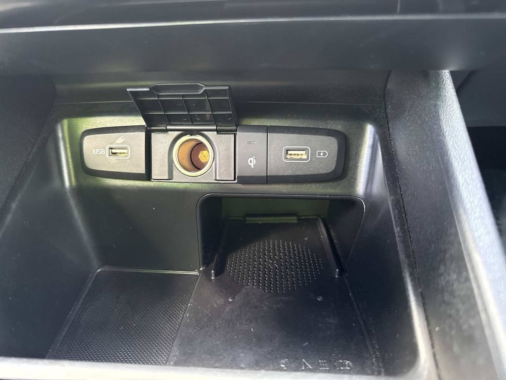 Used 2023 Hyundai Santa Cruz Night AWD/4WD image 31