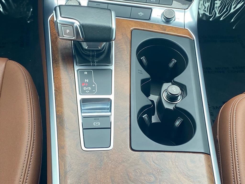 Used 2023 Audi A6 2.0T Premium w/ Convenience Package image 10