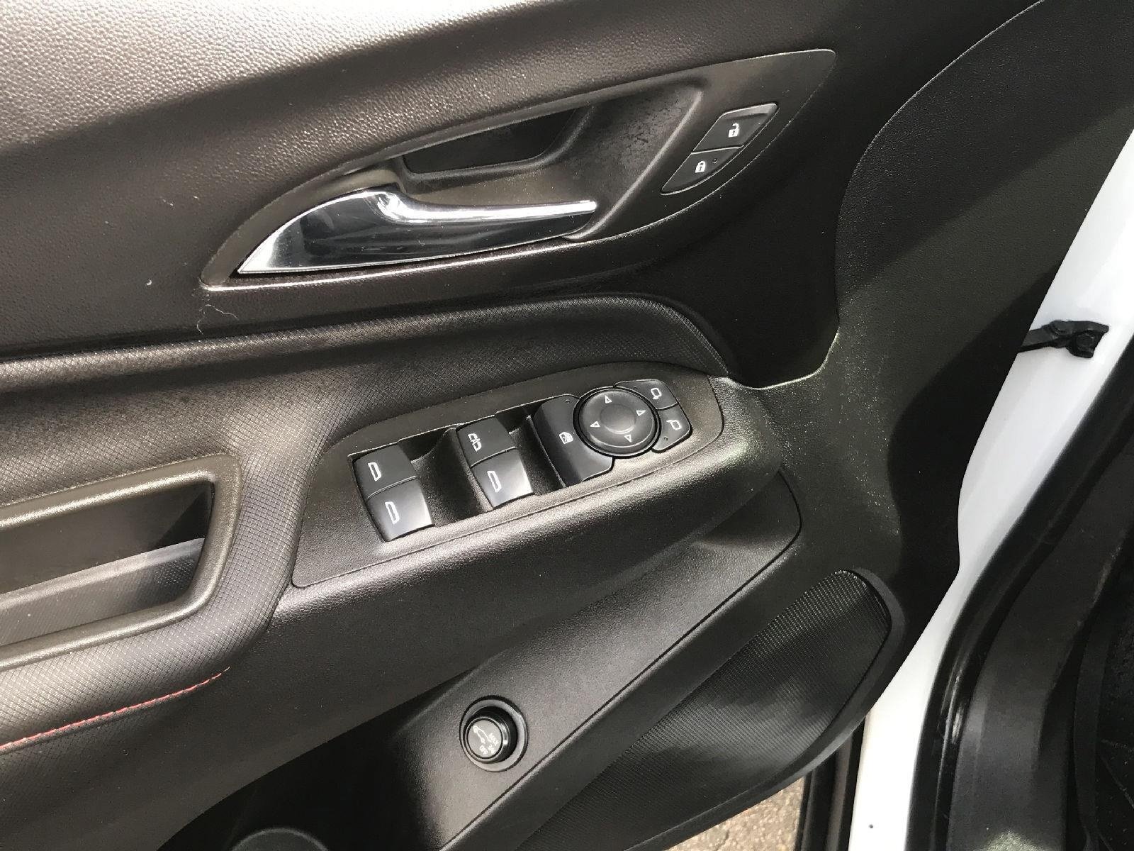 Certified 2024 Chevrolet Equinox RS w/ LPO, Floor Liner Package AWD/4WD image 16