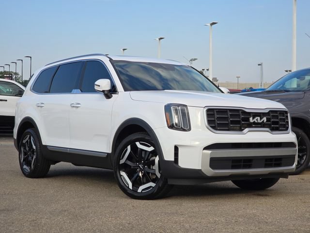 Used 2024 Dodge Durango R/T w/ Blacktop Package AWD/4WD image 1