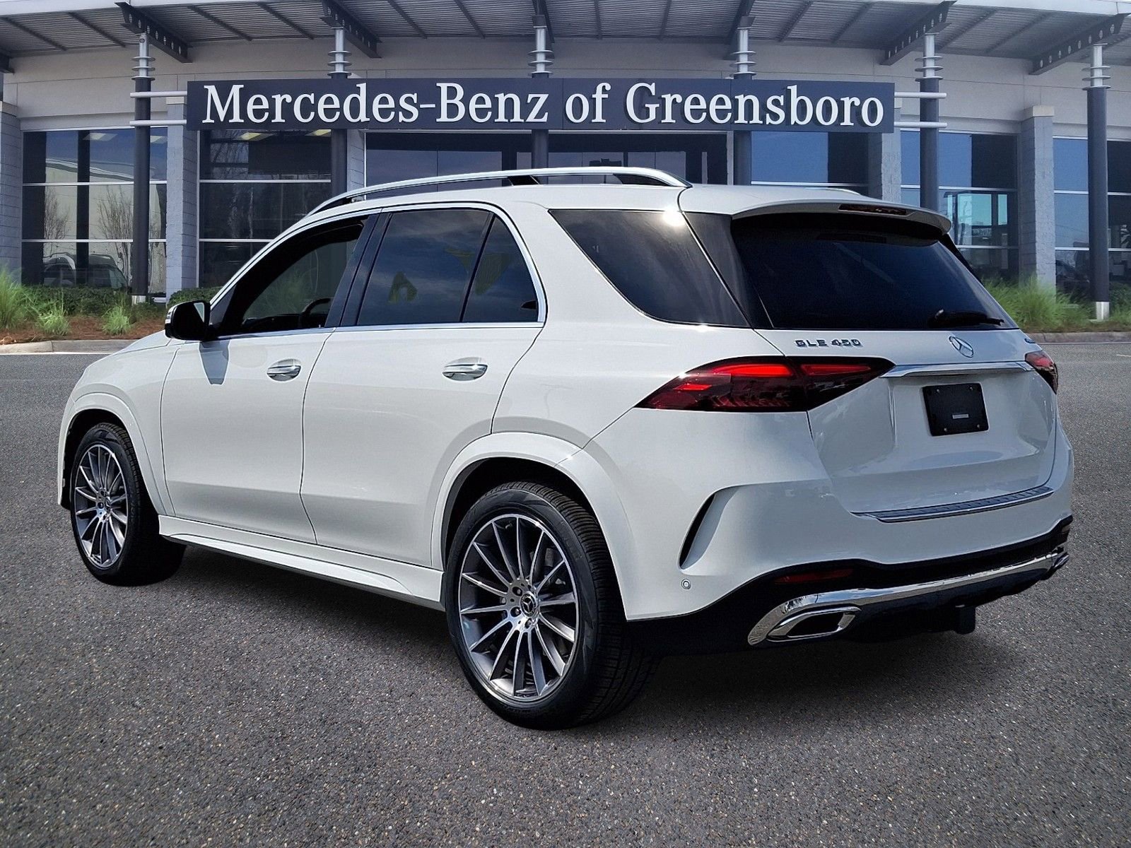 New 2026 Mercedes-Benz GLE 450 4MATIC image 4