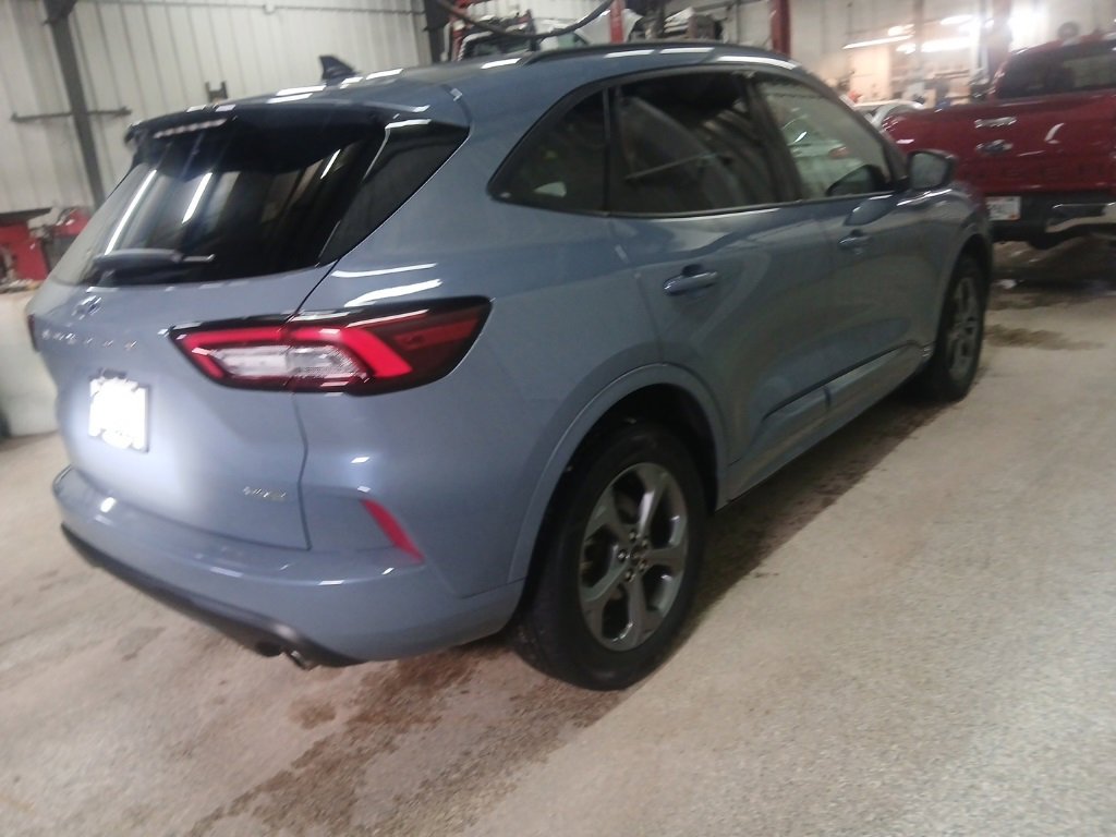 Certified 2024 Ford Escape ST-Line image 24
