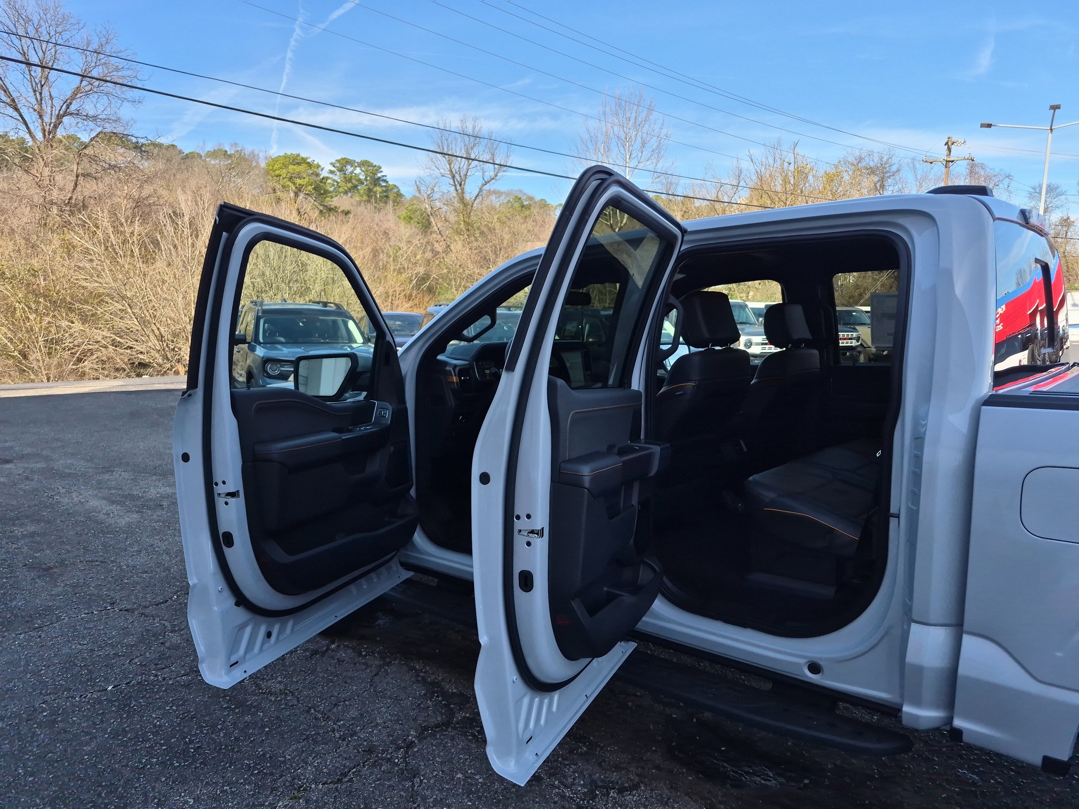 New 2025 Ford F150 Tremor w/ Equipment Group 402A High image 19